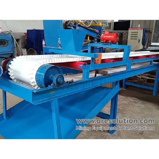 Esclusa vibrante suspendida con alfombra