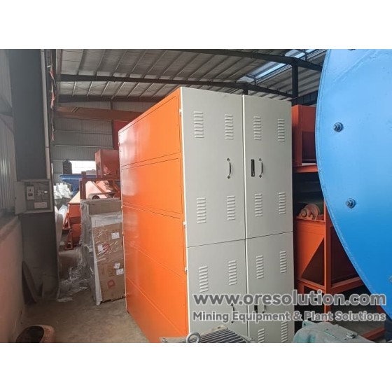 Separador electrostático de placa de arco