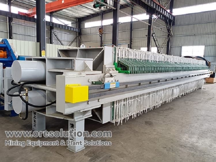 ¿Cuáles son los principales tipos de equipos de minería?